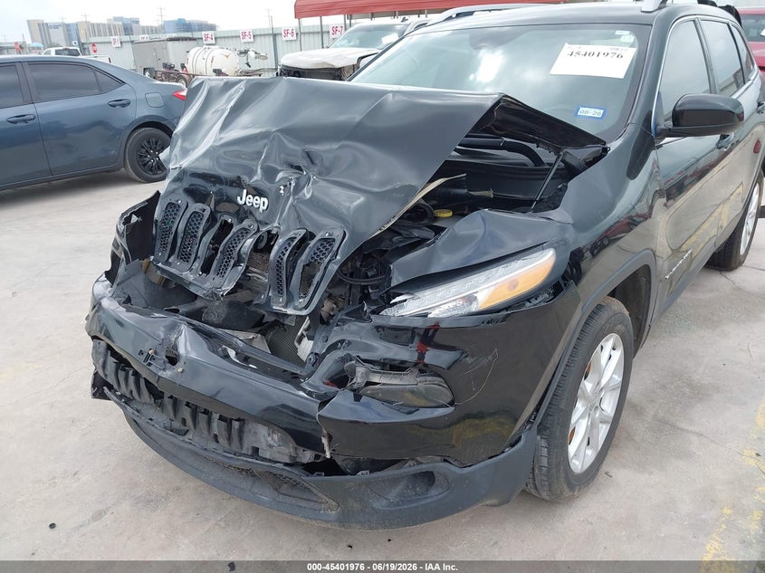 2018 JEEP CHEROKEE auction photo 6