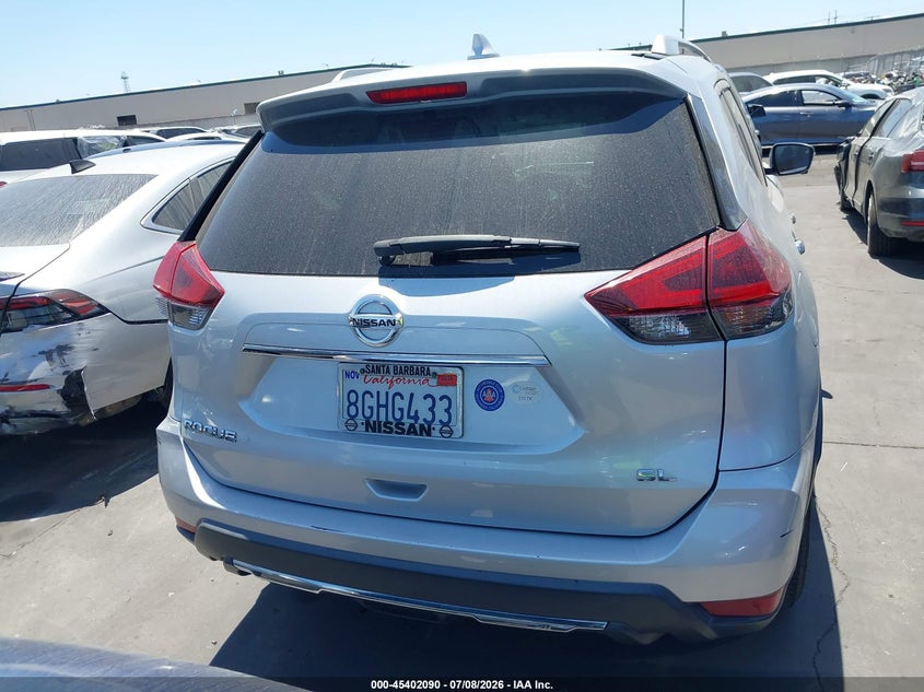 2018 NISSAN ROGUE SL — Photo 17