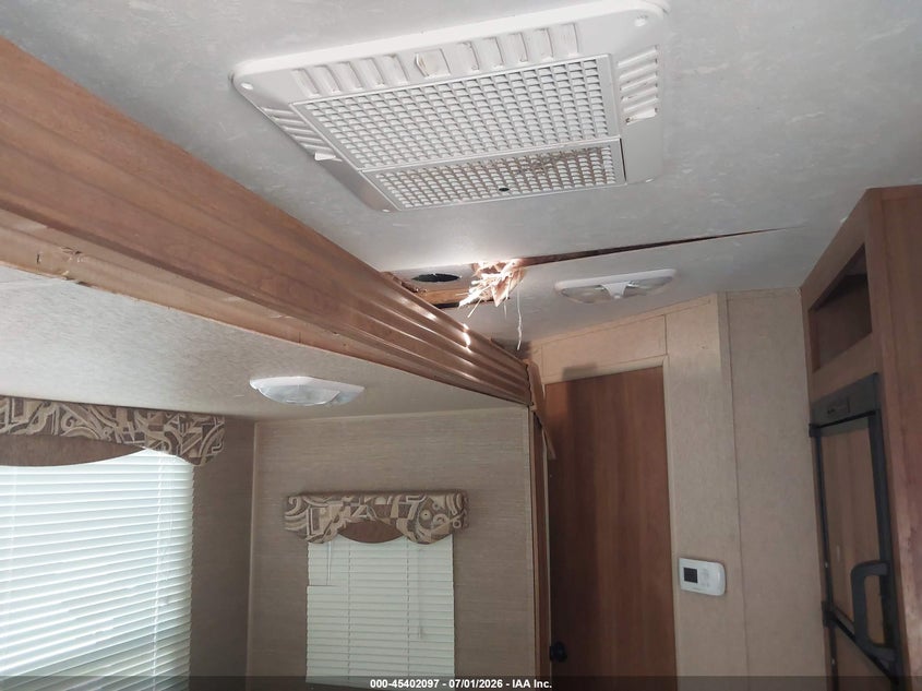 2014 COACHMEN CATALINA auction photo 7