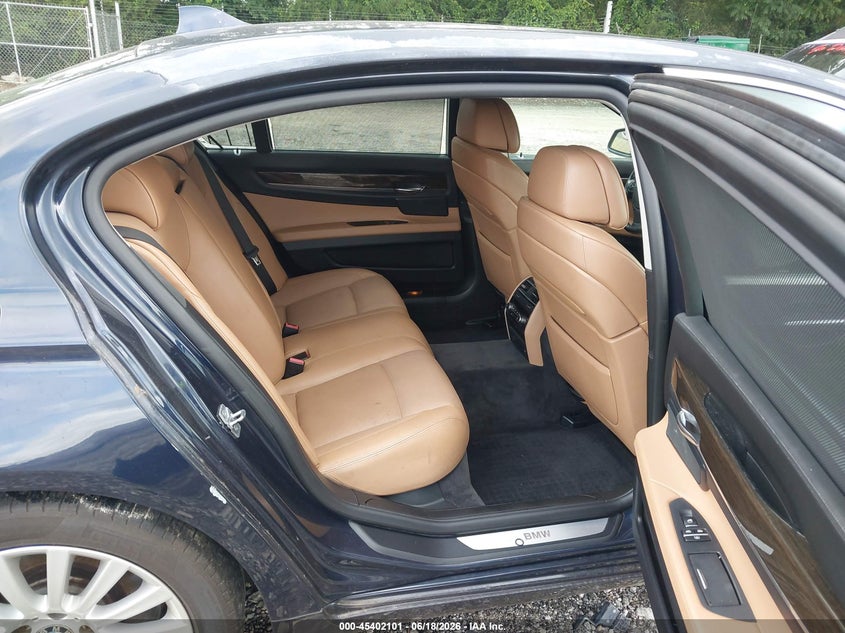 2011 BMW 750LI auction photo 8