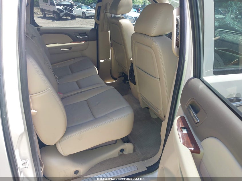 2010 CHEVROLET AVALANCHE 1500 auction photo 8