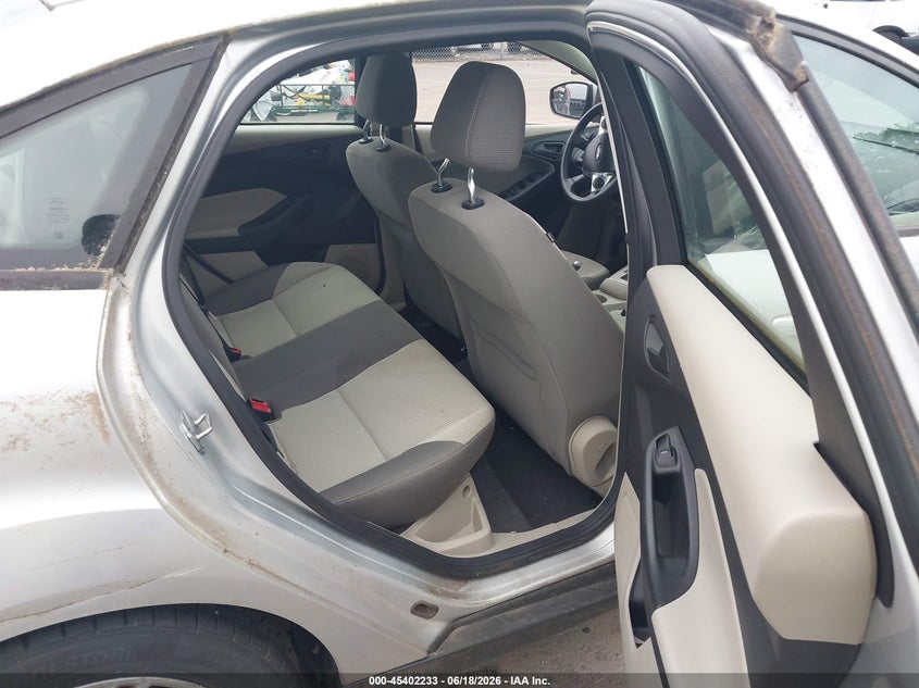 2012 FORD FOCUS auction photo 8