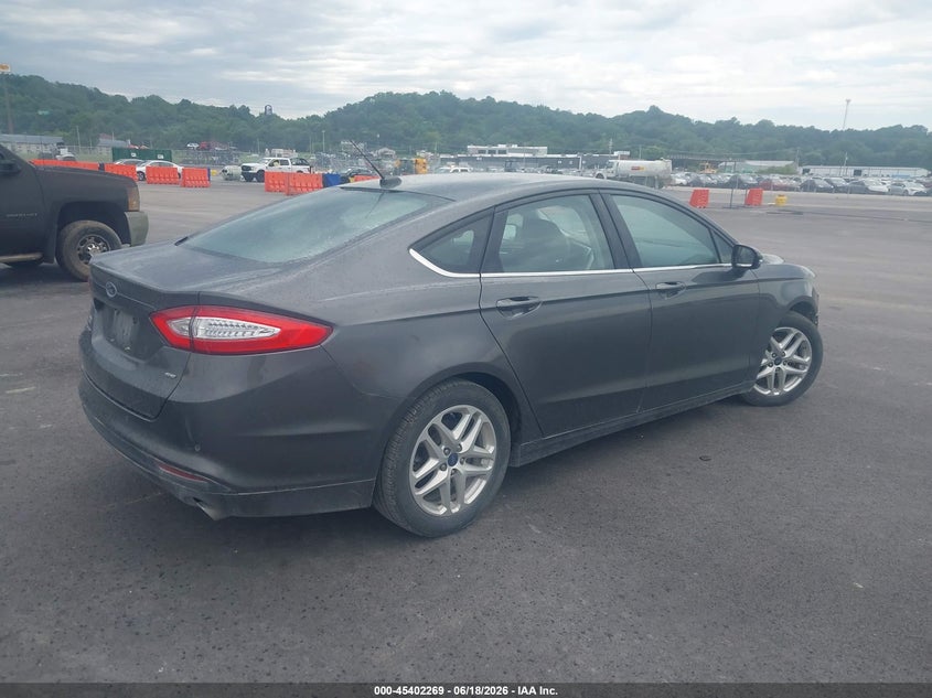 2016 FORD FUSION auction photo 4