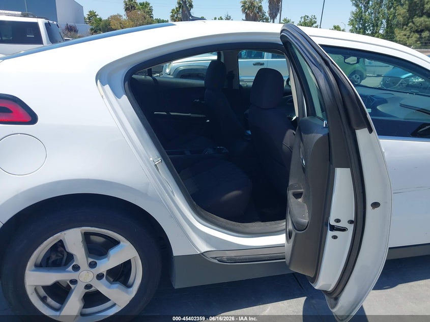 2014 Chevrolet Volt VIN: 1G1RE6E46EU165695 Lot: 45402359