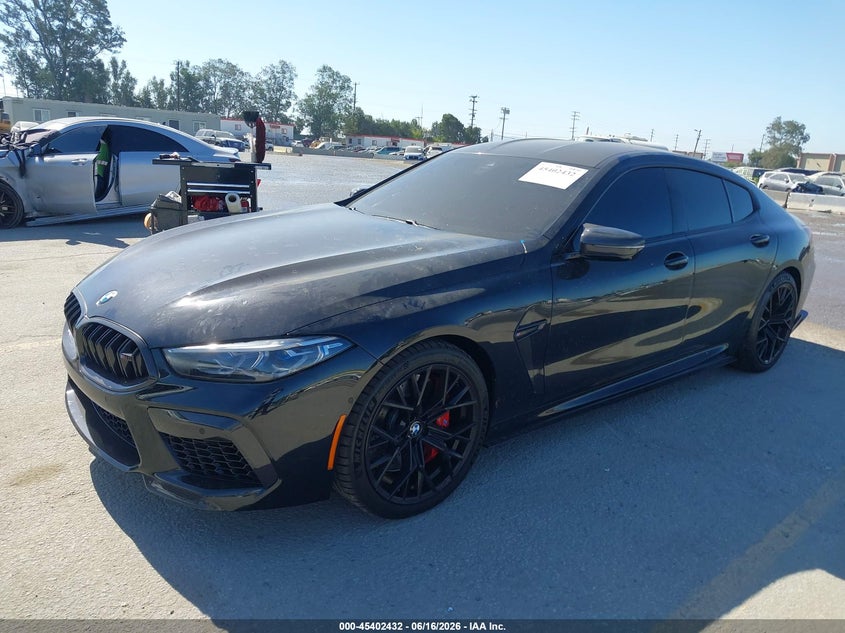 2022 BMW M8 SEDAN 4.4L V-8 DI, DOHC, VVT, TURBO, 617HP