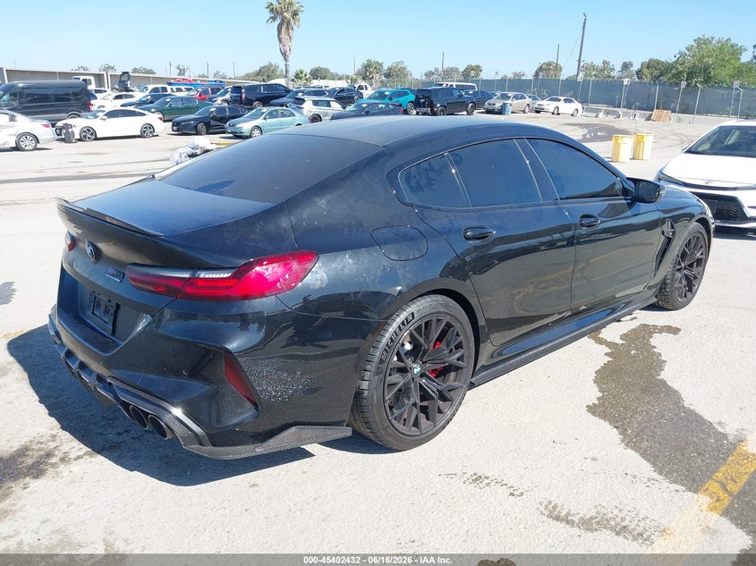 2022 BMW M8 SEDAN 4.4L V-8 DI, DOHC, VVT, TURBO, 617HP