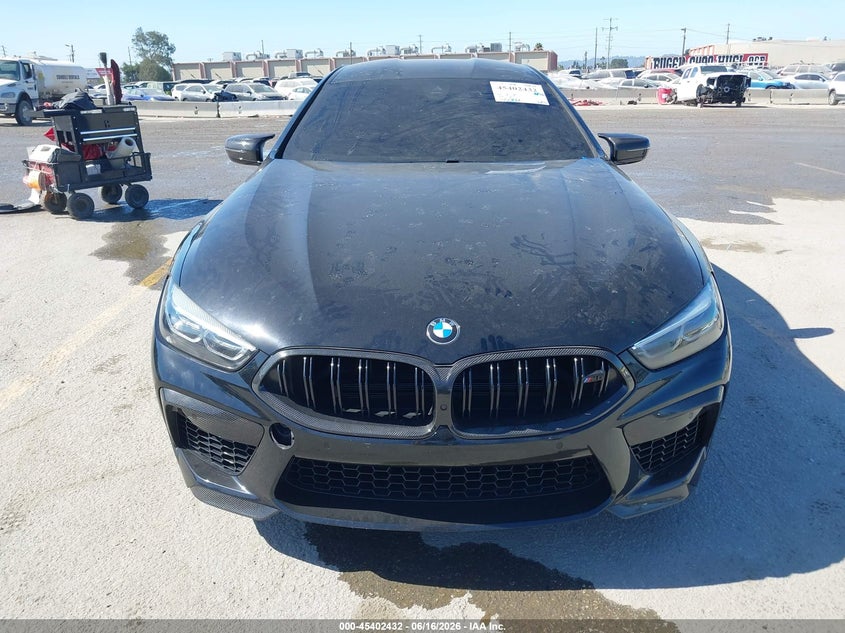 2022 BMW M8 SEDAN 4.4L V-8 DI, DOHC, VVT, TURBO, 617HP