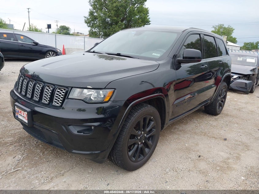 2018 Jeep Grand Cherokee Altitude 4x4 1C4RJFAG0JC515096 photo 1