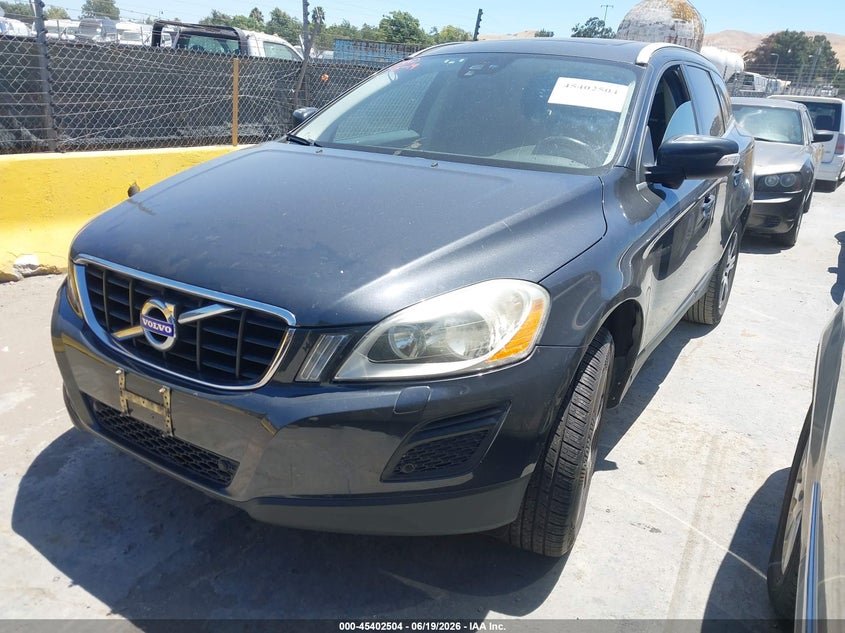 2012 Volvo Xc60 T6/T6 Platinum/T6 Premier Plus/T6 R-Design/T6 R-Design Platinum/T6 R-Design Premier Plus YV4902DZ8C2337713 photo 1