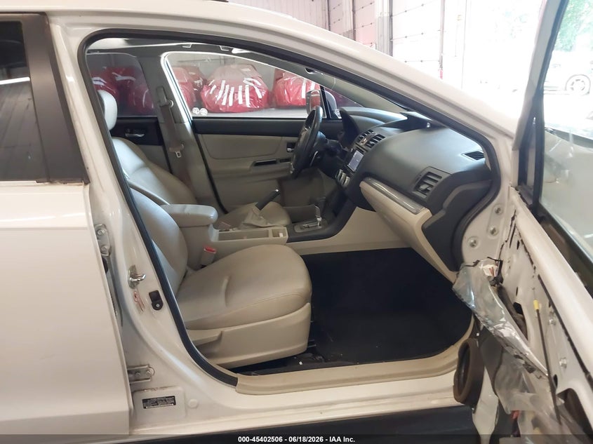 2014 SUBARU XV CROSSTREK HYBRID auction photo 5