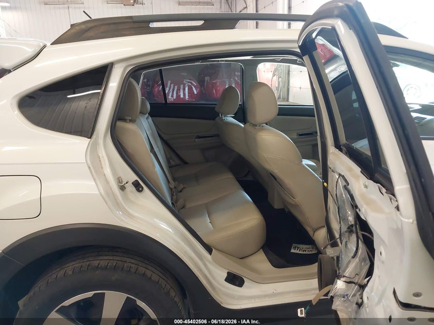 2014 SUBARU XV CROSSTREK HYBRID auction photo 8