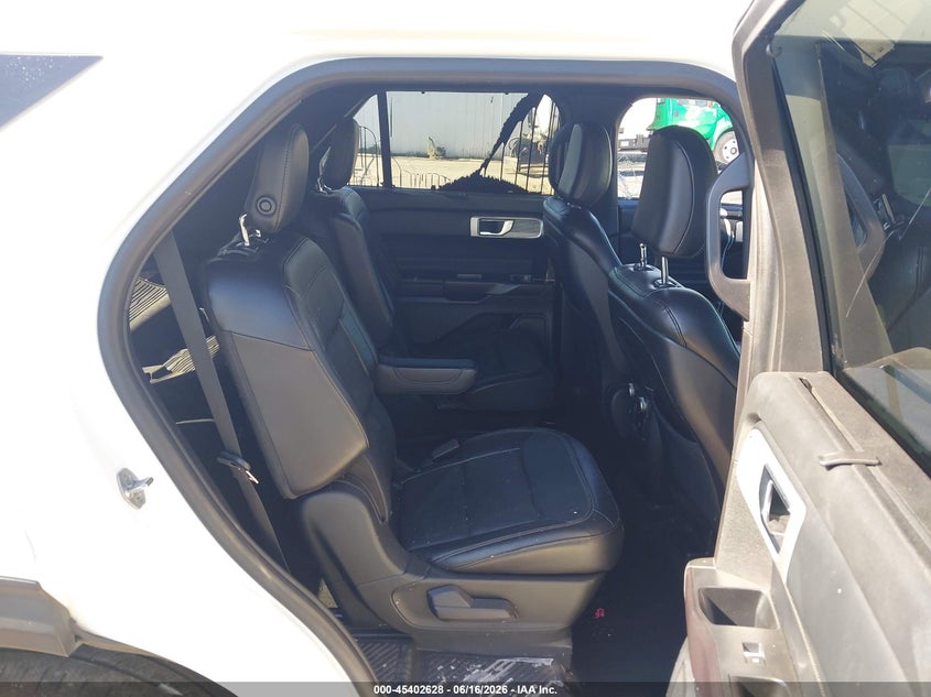2020 FORD EXPLORER auction photo 8