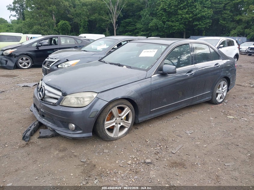 2010 Mercedes-Benz C 300 Luxury 4matic/Sport 4matic WDDGF8BB7AF367976 photo 1