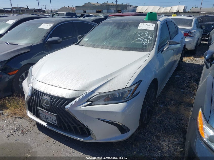 Vin: 58adz1b18pu151081, lot: 45900656, lexus es 350 20232