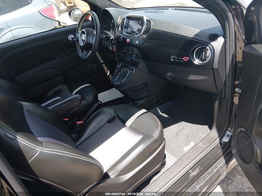 2016 FIAT 500 HATCHBACK ELECTRIC