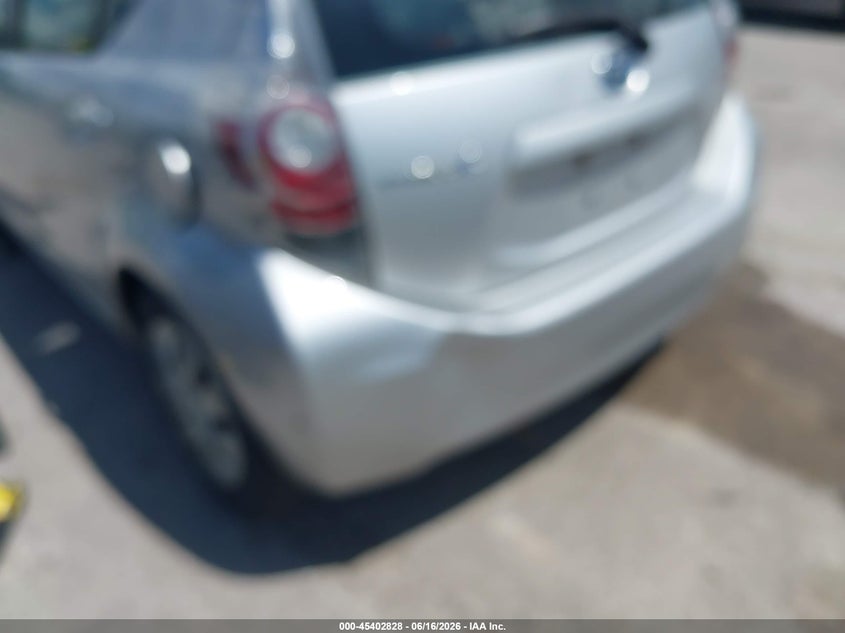 2012 Toyota Prius C Three VIN: JTDKDTB3XC1510716 Lot: 45402828