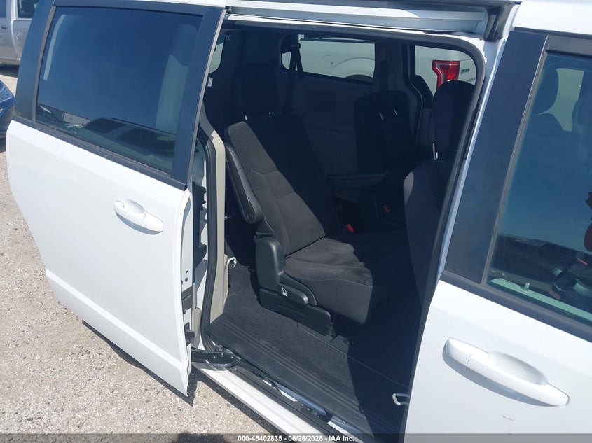 AtlanticExpress - Dodge Grand Caravan