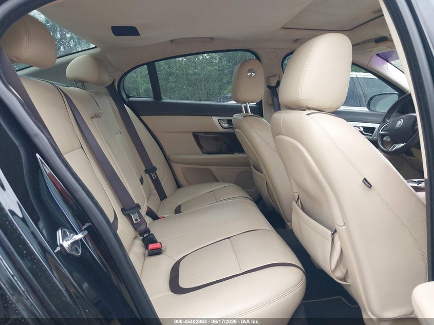 AtlanticExpress - Jaguar XF