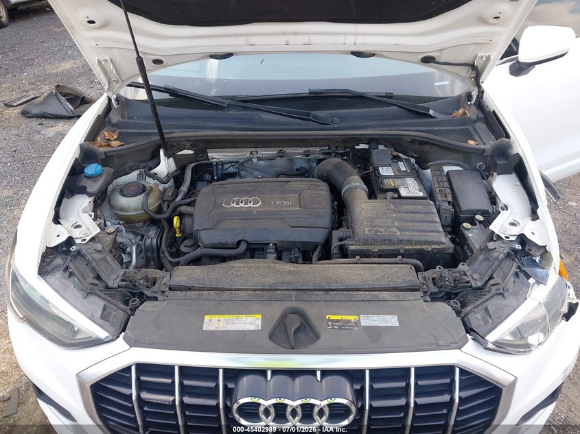 Фото 10 - AUDI Q3