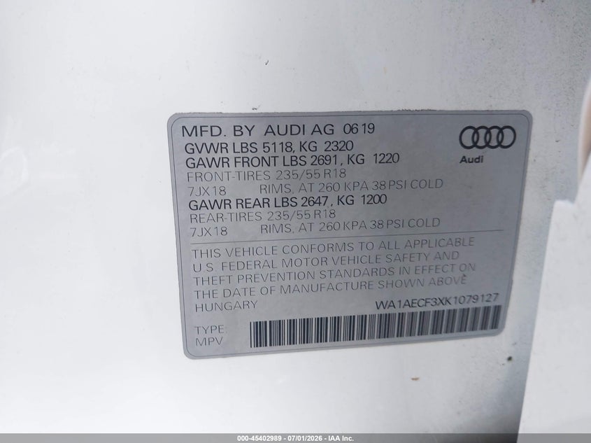 Фото 9 - AUDI Q3