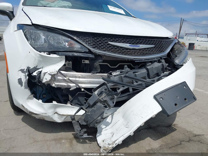 2020 Chrysler Voyager Lxi VIN: 2C4RC1DGXLR262128 Lot: 45403024