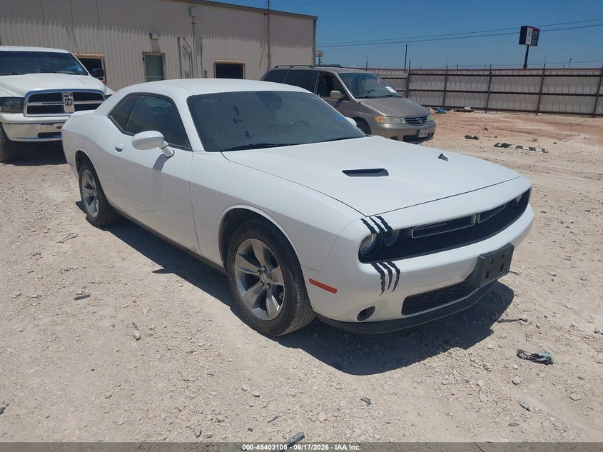Vin: 2c3cdzagxjh322034, lot: 45901108, dodge challenger sxt 2018 img_1
