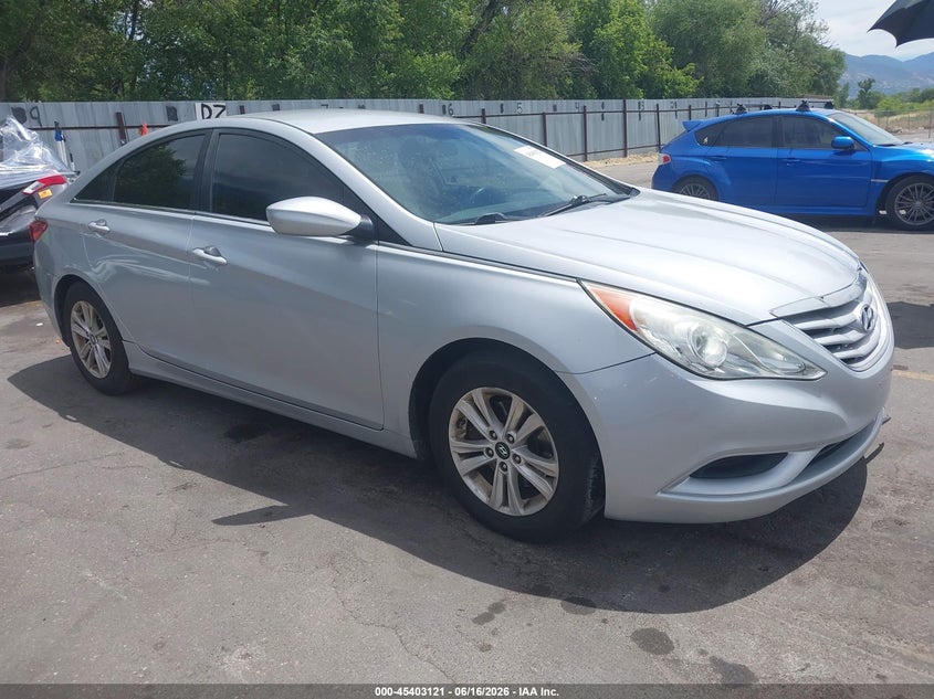 2011 HYUNDAI SONATA auction photo 1