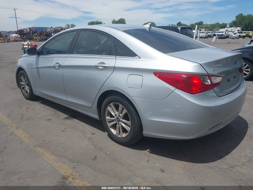 2011 HYUNDAI SONATA auction photo 3