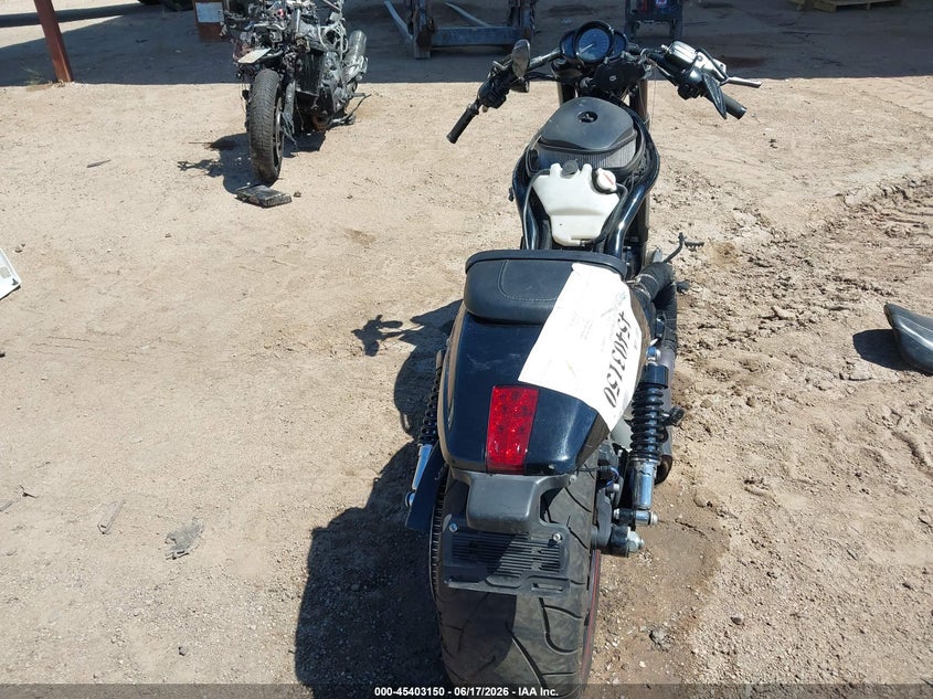 2012 HARLEY-DAVIDSON NIGHT ROD SPECIAL MOTO 2