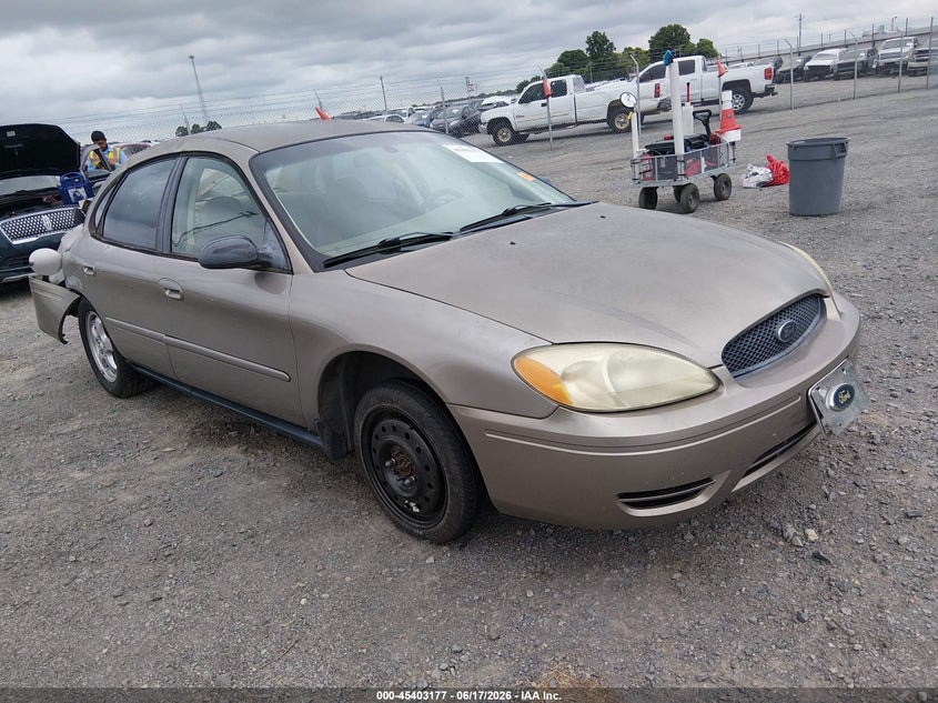 2004 Ford Taurus