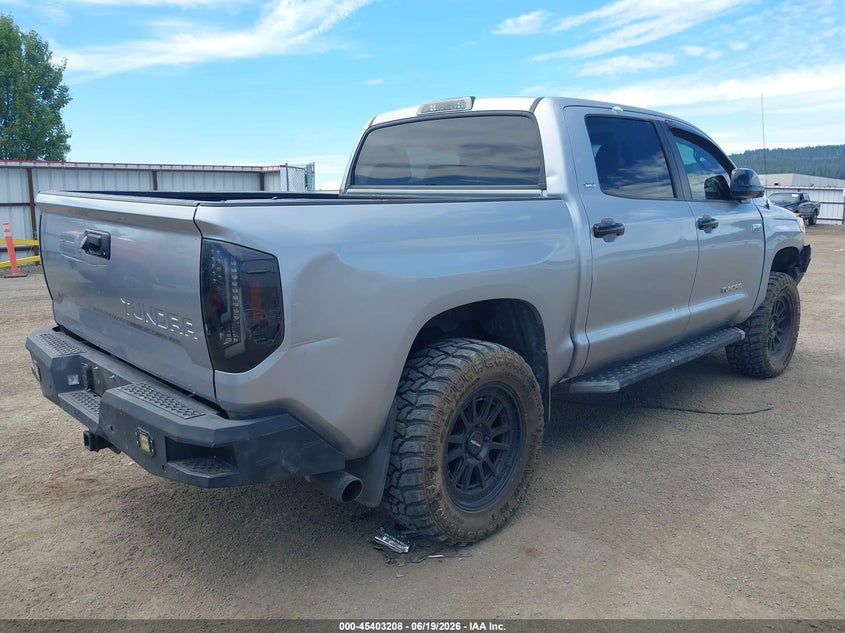 2016 TOYOTA TUNDRA auction photo 4