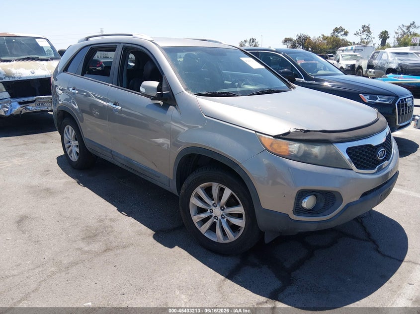 2011 KIA SORENTO EX