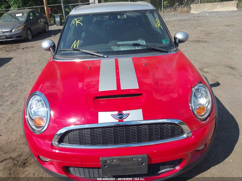 2009 Mini John Cooper Works Clubman VIN: WMWMM93599TL04115 Lot: 45403227