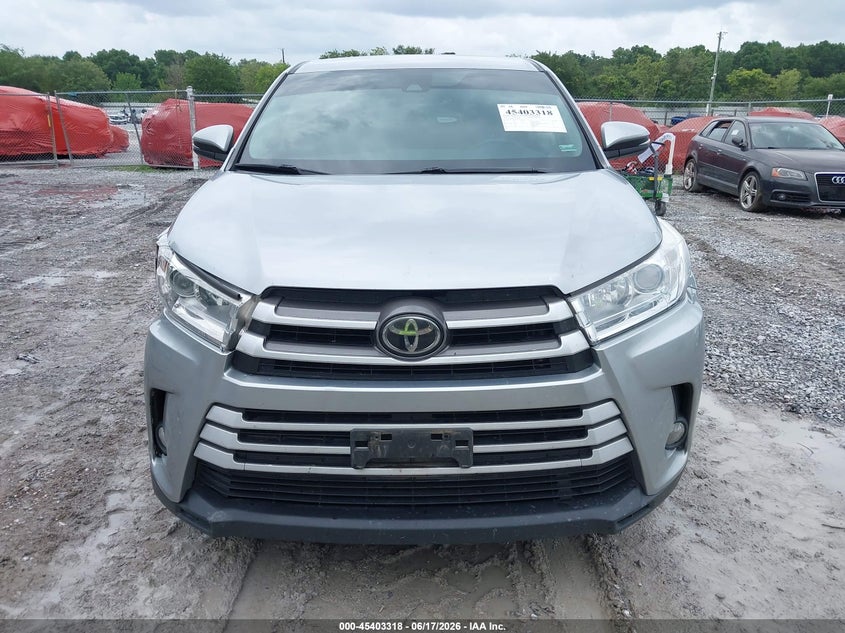 VIN 5TDBZRFH3JS831801 2018 TOYOTA HIGHLANDER LE PLUS