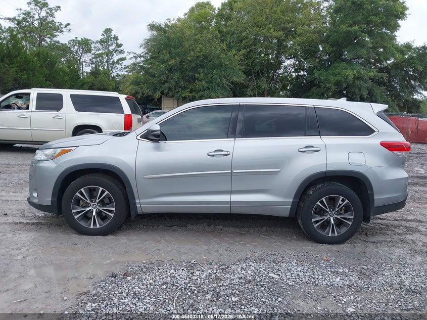 VIN 5TDBZRFH3JS831801 2018 TOYOTA HIGHLANDER LE PLUS