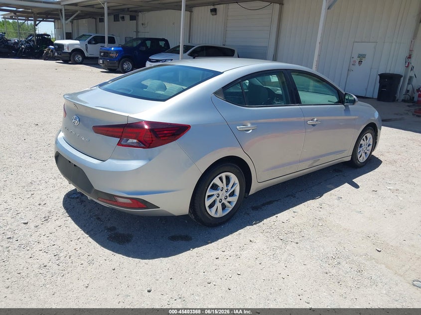2020 HYUNDAI ELANTRA auction photo 4