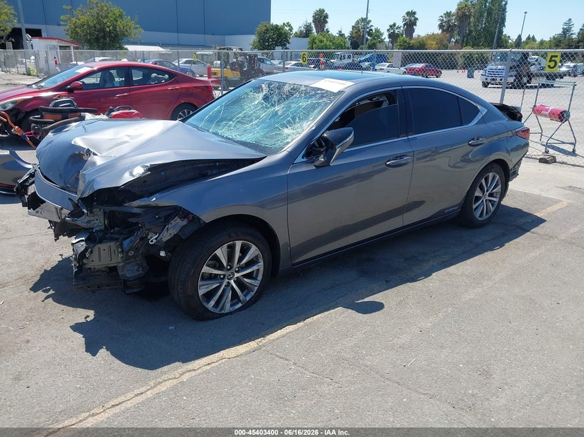Vin: 58aca1c1xmu005181, lot: 45901403, lexus es 300h 20212