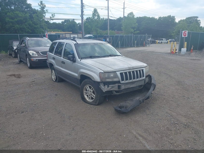 2004 Jeep Laredo