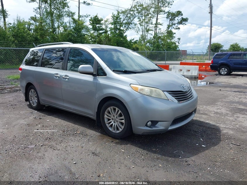 2011 TOYOTA SIENNA VAN 3.5L V-6 DOHC, VVT, 265HP