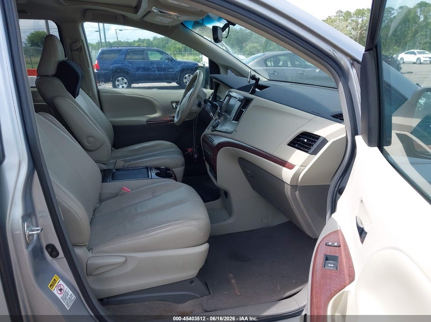 2011 TOYOTA SIENNA VAN 3.5L V-6 DOHC, VVT, 265HP