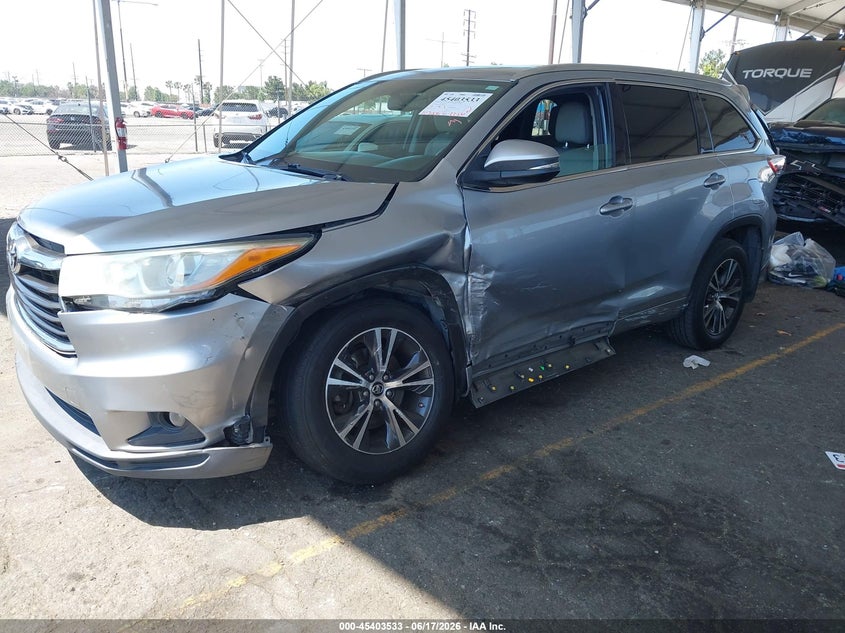 2016 Toyota Highlander Xle V6 5TDJKRFHXGS286026 photo 1