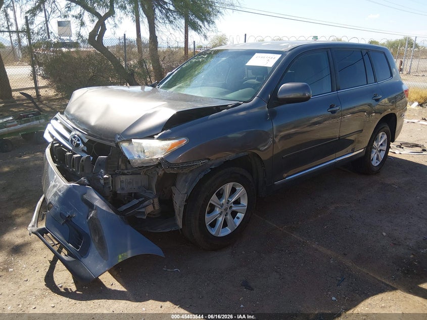 Vin: 5tdzk3eh7bs028346, lot: 45901547, toyota highlander base v6 20112