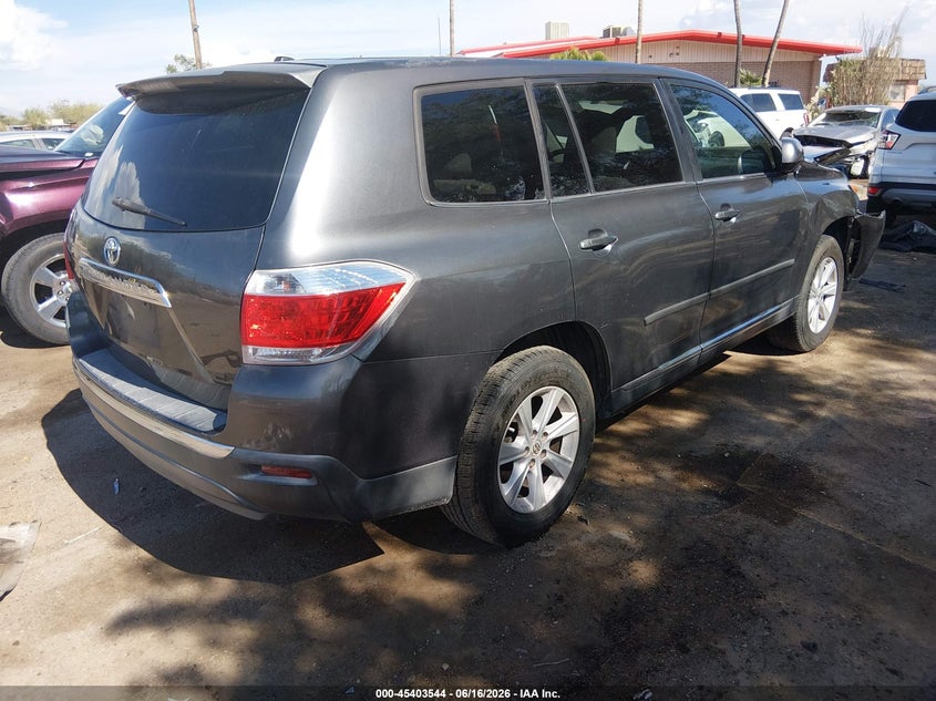 Vin: 5tdzk3eh7bs028346, lot: 45901547, toyota highlander base v6 20114