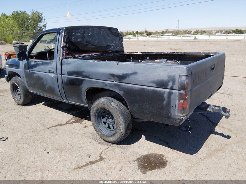 1991 NISSAN TRUCK auction photo 3
