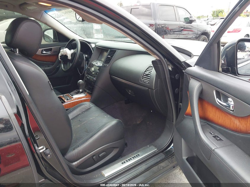 2014 INFINITI QX70 auction photo 5