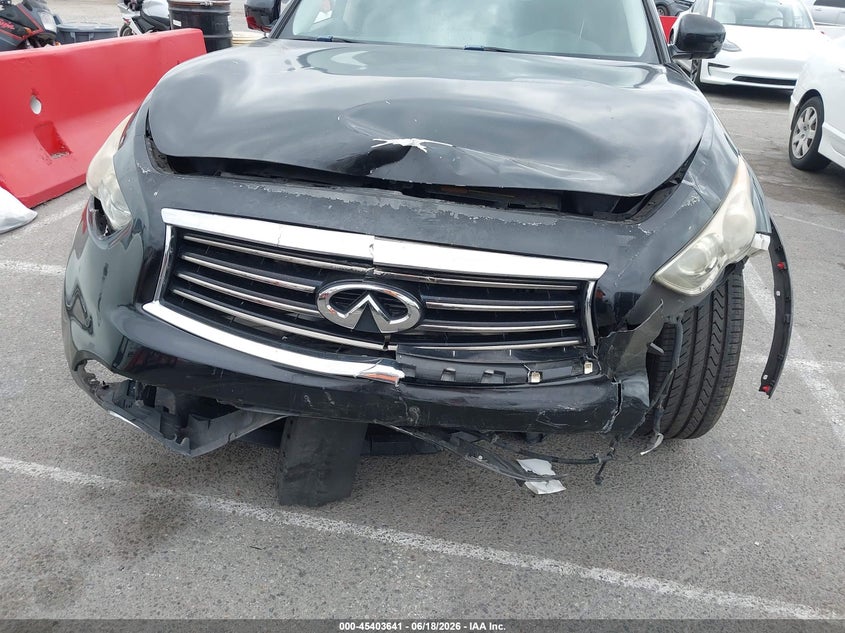 2014 INFINITI QX70 auction photo 6