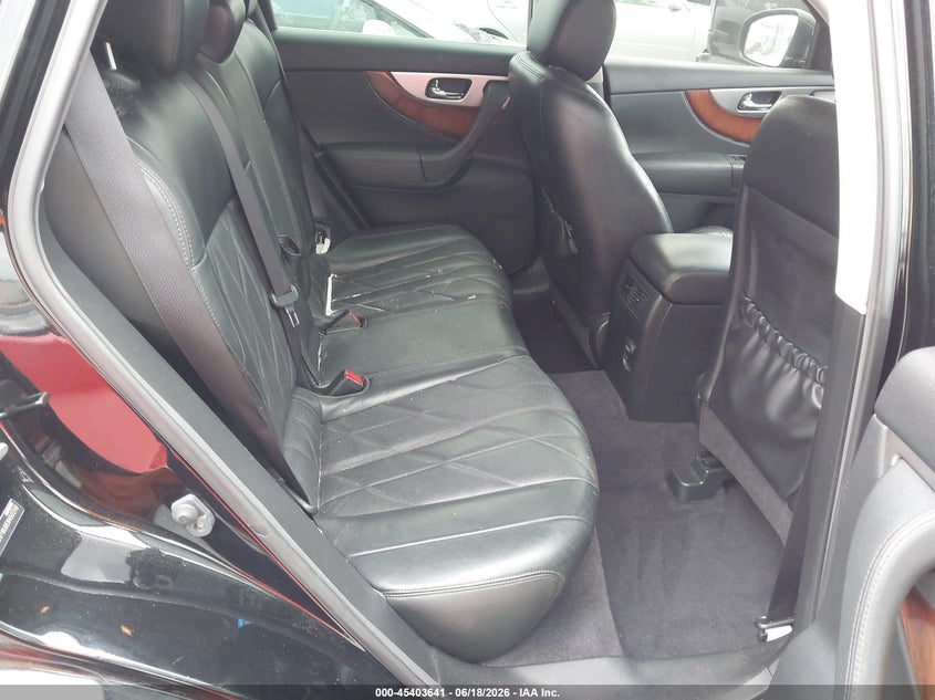 2014 INFINITI QX70 auction photo 8