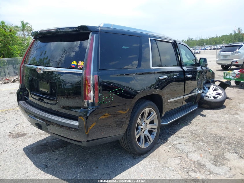 2015 CADILLAC ESCALADE auction photo 4