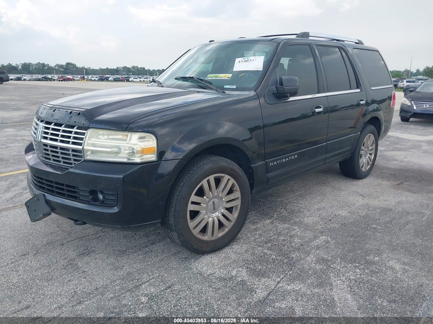 5LMJJ2H55BEJ00879 2011 Lincoln Navigator photo 1