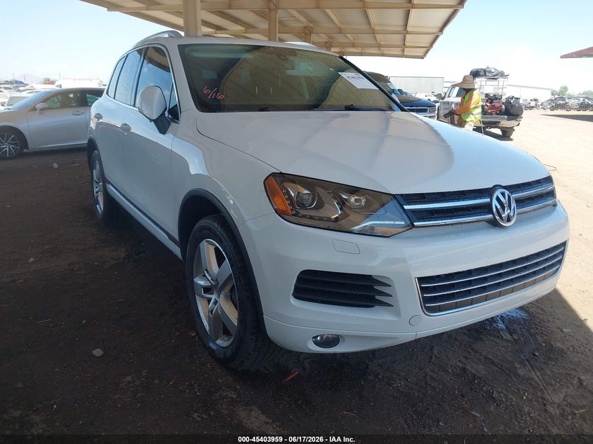 Vin: wvgef9bp6dd011520, lot: 45901982, volkswagen touareg vr6 lux 2013 img_1